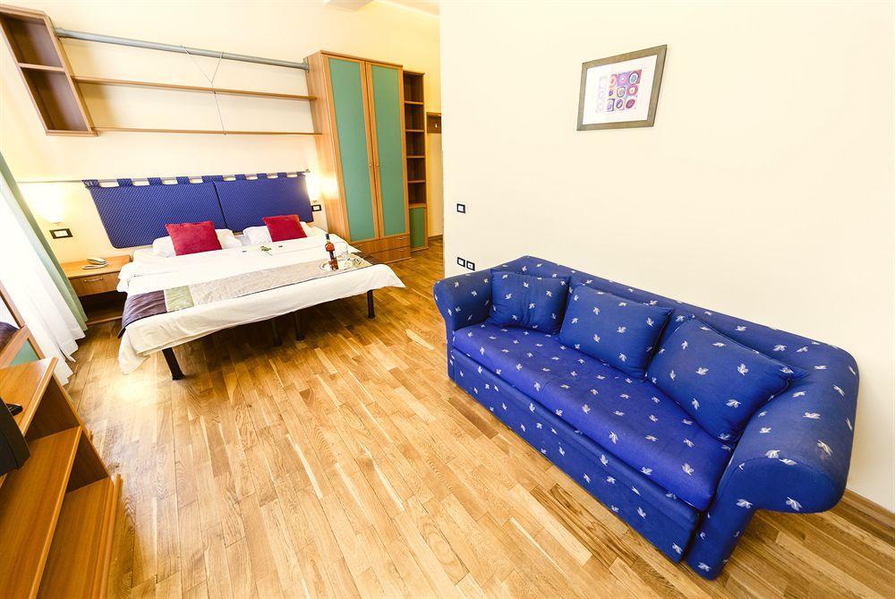 Central Hotel Tiepolo Πράγα Εξωτερικό φωτογραφία