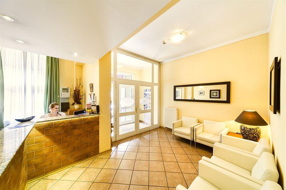 Central Hotel Tiepolo Πράγα Εξωτερικό φωτογραφία