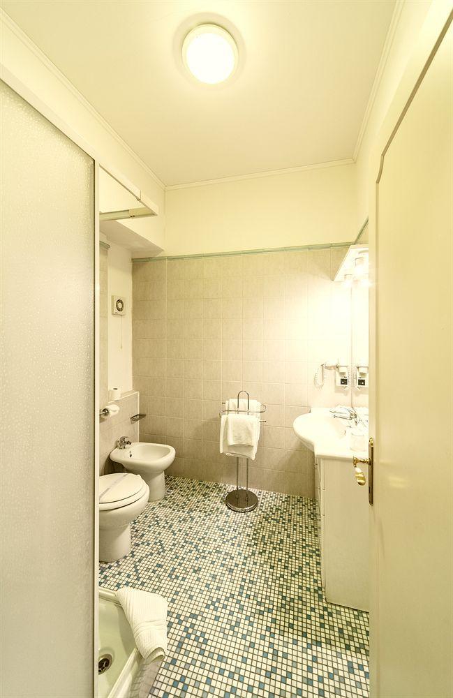 Central Hotel Tiepolo Πράγα Εξωτερικό φωτογραφία