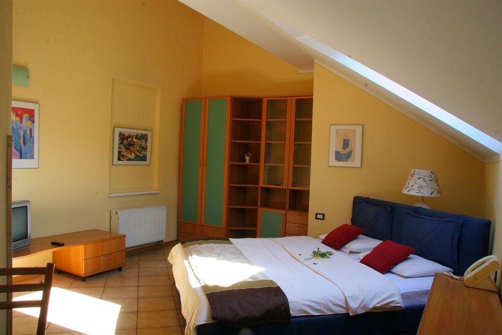 Central Hotel Tiepolo Πράγα Εξωτερικό φωτογραφία